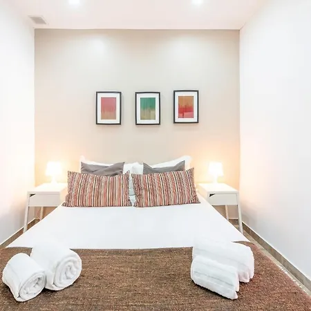 Guestready - Yellow Shine * Lisboa